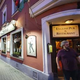  Perkovátz Ház English Pub & Restaurant Sopron - Külső kép