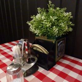 Pesti Sörcsarnok Pub & Restaurant, Budapest - Belső