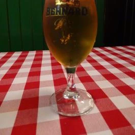 Pesti Sörcsarnok Pub & Restaurant, Budapest - Étel/ital