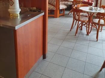 Petre Cukrászda Tata