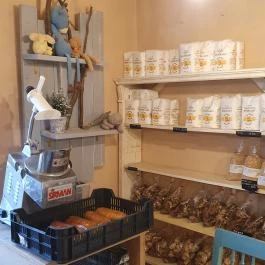 Petrus Péksége, Budapest - Egyéb