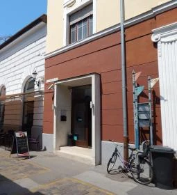 Pezsgő Élet Koktélbár