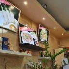 Pho 74 Budapest - Belső