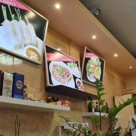 Pho 74, Budapest - Belső