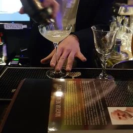 Piña Cocktail Bar, Budapest - Belső