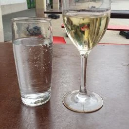 Piaci Borozó Vác - Egyéb