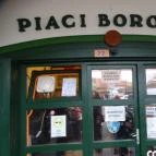 Piaci Borozó Vác - Külső kép