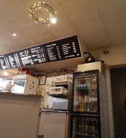 Piazza Söröző - Fény utcai Piac