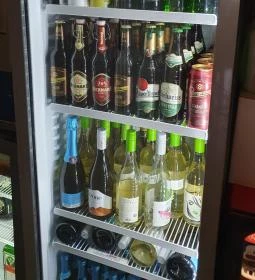 Pikk Dáma Söröző