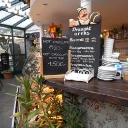 Piknik Pavilon, Budapest - Belső