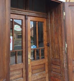 Pikoló Söröző & Kávézó