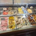 Piramis Cukrászda Dunaföldvár - Egyéb