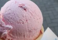 Piramis Cukrászda Dunaföldvár