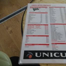 Piros Hetes Söröző Budapest - Étlap/itallap