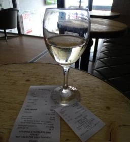 Piros Hetes Söröző