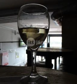 Piros Hetes Söröző