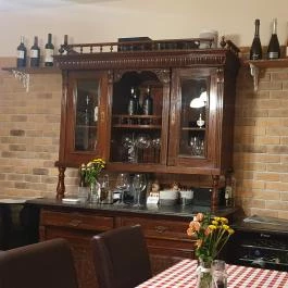 Pistacia Diósd - Belső