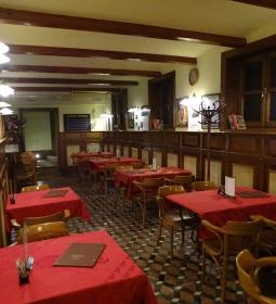 Pivohalle Sörvendéglő