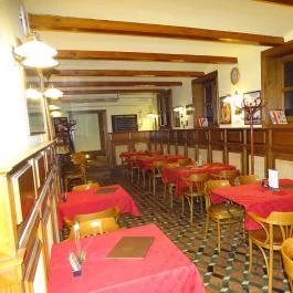 Pivohalle Sörvendéglő, Budapest - Belső