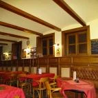 Pivohalle Sörvendéglő Budapest - Belső