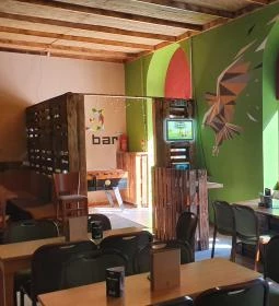 Pixel Bár & Kávézó