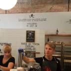 Pizza, Kávé, Világbéke Miskolc - Belső