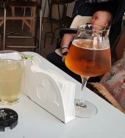 Pizza, Kávé, Világbéke