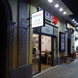 Pizza Me - Széll Kálmán tér Budapest - Külső kép