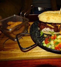 Pizza Monster Streetfood & Grill