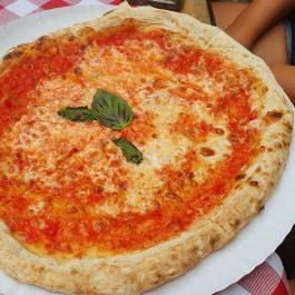 Pizza Quasi Napoletana, Eger - Egyéb