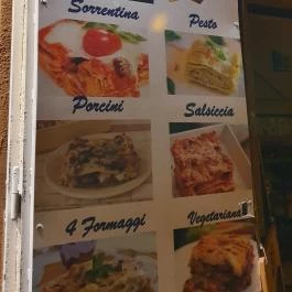 PizzaRicca - Klauzál tér Budapest - Külső kép