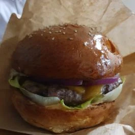 Platán Bisztró, Kecel - Egyéb