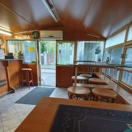 Pléh Kocsma, Budapest - Egyéb