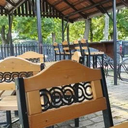 Pöttyös Pub, Kondoros - Egyéb