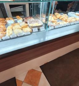 Príma Pék - Cafe & Bakery