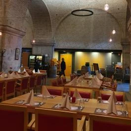Prímás Pince Étterem Esztergom - Egyéb