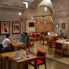 Prímás Pince Étterem Esztergom - Egyéb