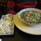 Quán Nón Vietnámi Étterem - Erzsébet tér Budapest - Étel/ital