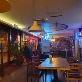 Quentin's Burger, Budapest - Egyéb