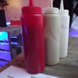 Raklap Bár Burger, Budapest - Étel/ital