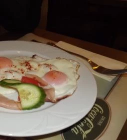 Rákóczi Huszonhét Pizzéria & Kisvendéglő