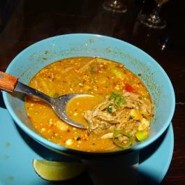 Revolución Budapest - Étel/ital