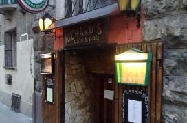 Lakat S1 Pub Budapest