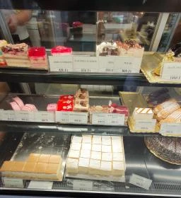 Ricsi Cukrászda & Cukrászüzem