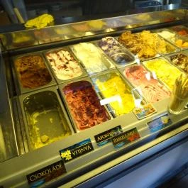 Rigoletto Cukrászda Visegrád - Étel/ital