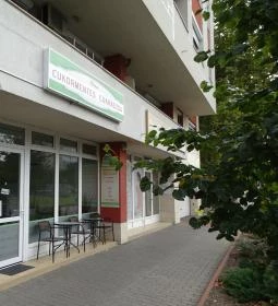 Róna Cukormentes Cukrászda