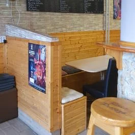 Róna presszó, Debrecen - Egyéb