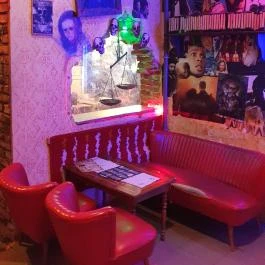 Roncsbár, Debrecen - Egyéb