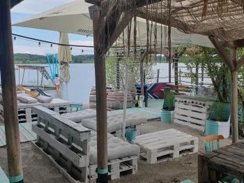 Rosé LosTiki Bar Budakalász