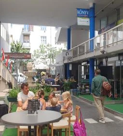 Rotisserie by Bereznay Tamás - Mammut